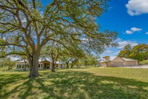 668 Elm Pass Road Center Point TX 78010