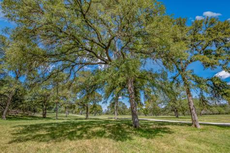 668 Elm Pass Road Center Point TX 78010