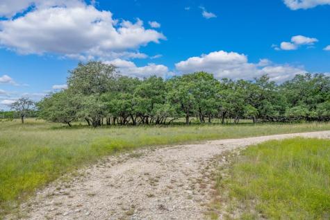 668 Elm Pass Road Center Point TX 78010