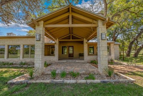 668 Elm Pass Road Center Point TX 78010