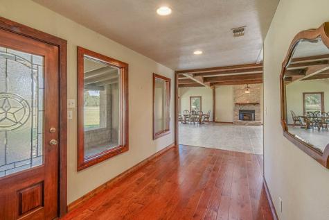 668 Elm Pass Road Center Point TX 78010