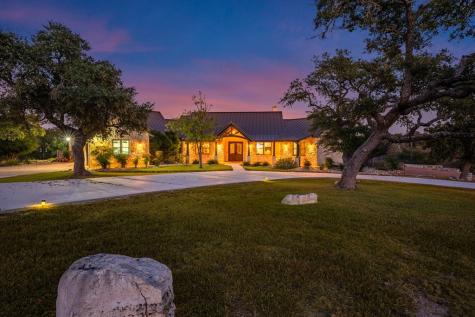131 Bootlegger Lane Kerrville TX 78028