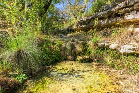 131 Bootlegger Lane Kerrville TX 78028