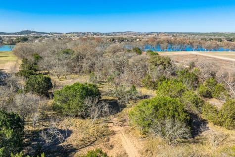 135 Rooster Ridge Kerrville TX 78028