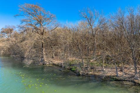 135 Rooster Ridge Kerrville TX 78028
