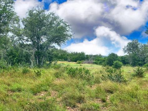 24729 County Road 310 Barksdale TX 78828