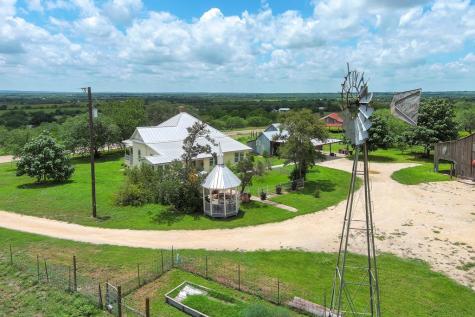 4515 Stapper Road Saint Hedwig TX 78152