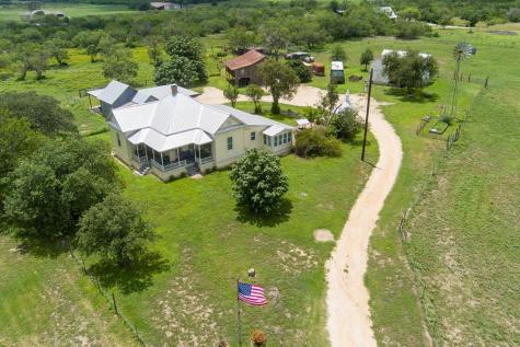 4515 Stapper Road Saint Hedwig TX 78152