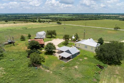 4515 Stapper Road Saint Hedwig TX 78152