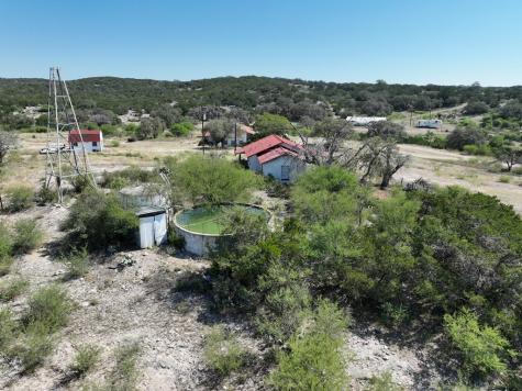 3223 Sd Fm 674 Rocksprings TX 78880