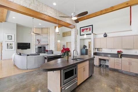 170 Bootlegger Lane Kerrville TX 78028