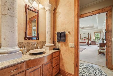 2121 Landmark Lane Kerrville TX 78028