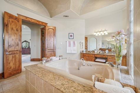 2121 Landmark Lane Kerrville TX 78028