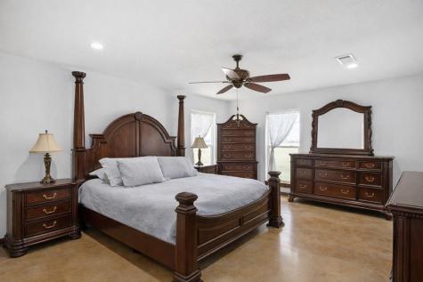 5025 Highway 16 Bandera TX 78003