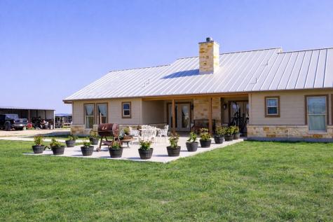 5025 Highway 16 Bandera TX 78003
