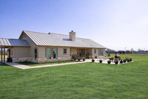5025 Highway 16 Bandera TX 78003
