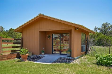 722 Lacey Oak Parkway Kerrville TX 78028