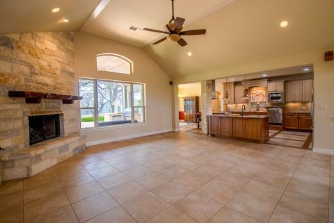 6515 Highway 27 Center Point TX 78010