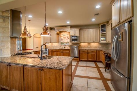 6515 Highway 27 Center Point TX 78010