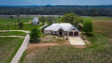 6515 Highway 27 Center Point TX 78010