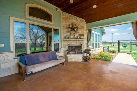 6515 Highway 27 Center Point TX 78010