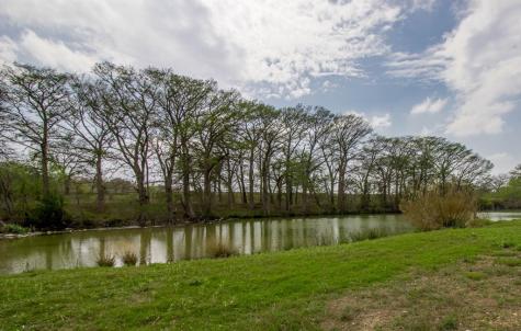 6515 Highway 27 Center Point TX 78010