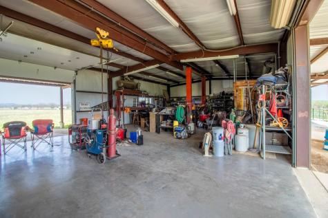 6515 Highway 27 Center Point TX 78010