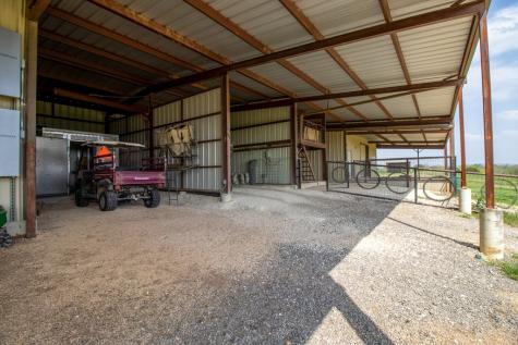 6515 Highway 27 Center Point TX 78010
