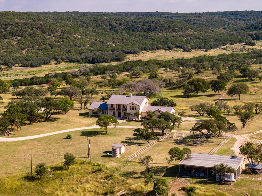 945 Elm Pass Road Center Point TX 78010