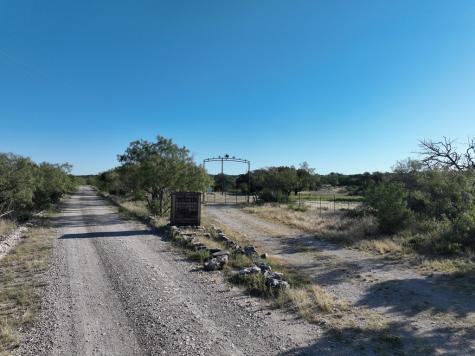3618 Sd 52100 Rocksprings TX 78880