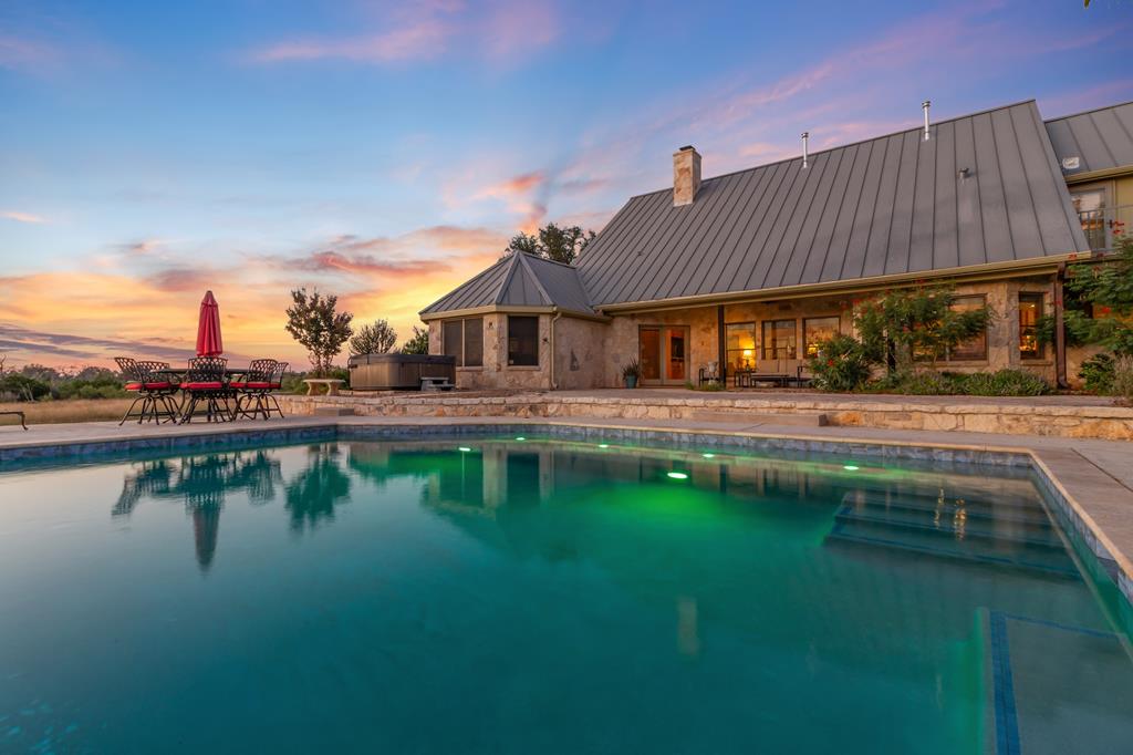 647 Funf Kinder Road Fredericksburg TX 78624