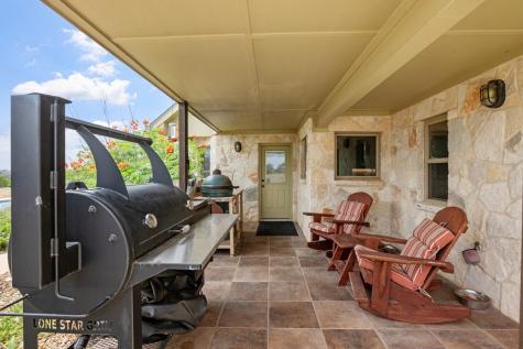 647 Funf Kinder Road Fredericksburg TX 78624