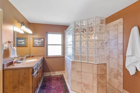 647 Funf Kinder Road Fredericksburg TX 78624