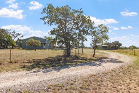647 Funf Kinder Road Fredericksburg TX 78624