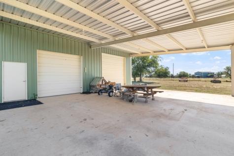 647 Funf Kinder Road Fredericksburg TX 78624