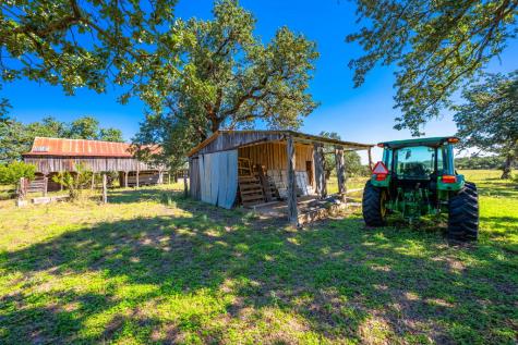 803 Gold-schaefer Road Fredericksburg TX 78624