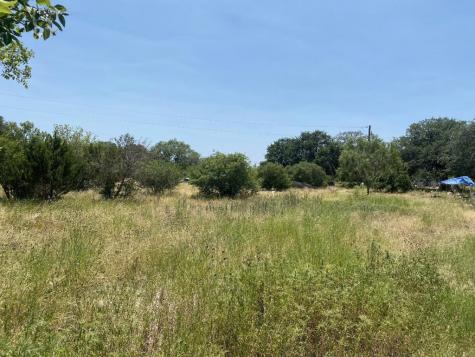 147 County Road 393 Camp Wood TX 78833