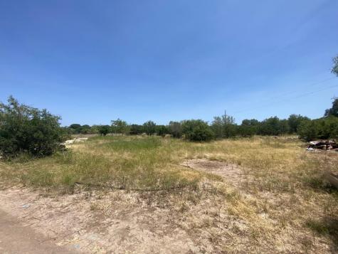 147 County Road 393 Camp Wood TX 78833