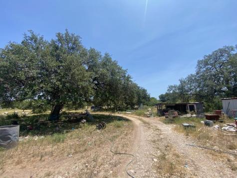 147 County Road 393 Camp Wood TX 78833