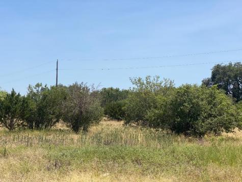 147 County Road 393 Camp Wood TX 78833