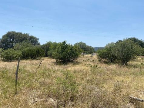 147 County Road 393 Camp Wood TX 78833
