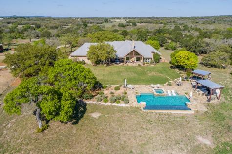 395 Bluff Creek Road Center Point TX 78010