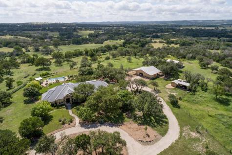 395 Bluff Creek Road Center Point TX 78010