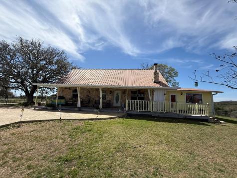 3320 Privilege Creek Road Pipe Creek TX 78063
