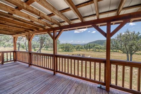 2242 Patterson Creek Road Leakey TX 78873