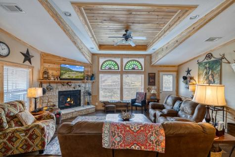 2242 Patterson Creek Road Leakey TX 78873