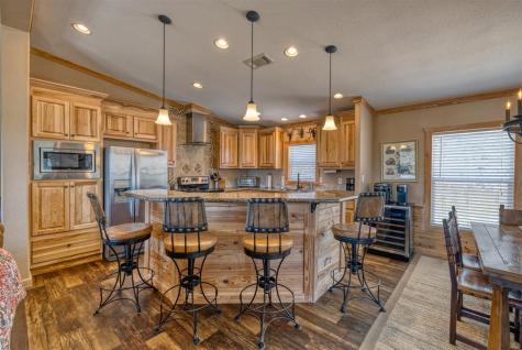 2242 Patterson Creek Road Leakey TX 78873