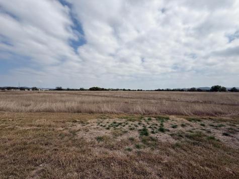 385 Silver Wings Medina TX 78055