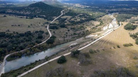 2554 County Road 380 Barksdale TX 78828