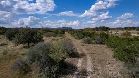 2554 County Road 380 Barksdale TX 78828